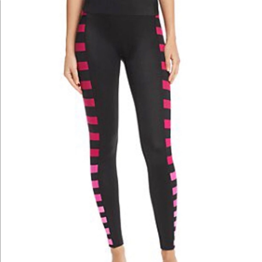 NWT K-Deer ankle length leggings XSmall